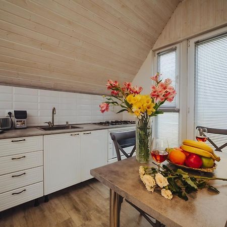 Rustaveli Apartment With Gym Тбилиси Екстериор снимка