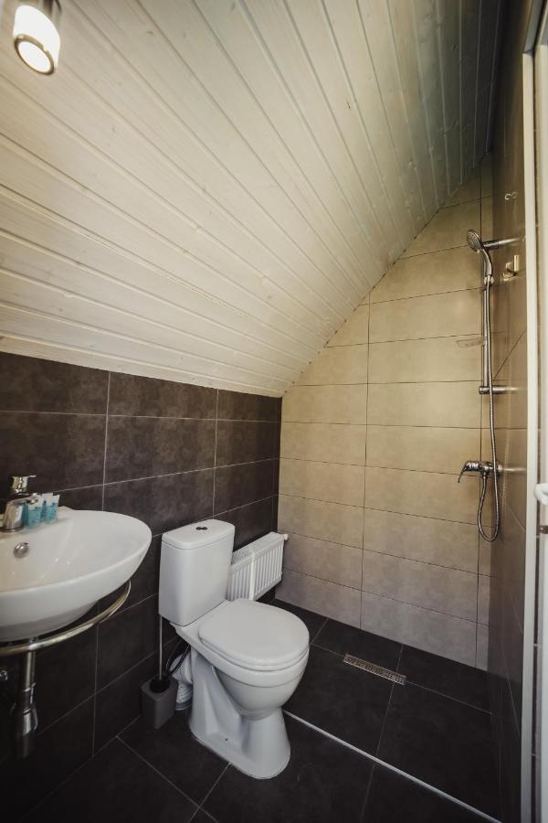 Rustaveli Apartment With Gym Тбилиси Екстериор снимка