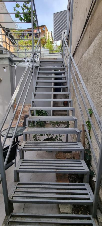 Rustaveli Apartment With Gym Тбилиси Екстериор снимка